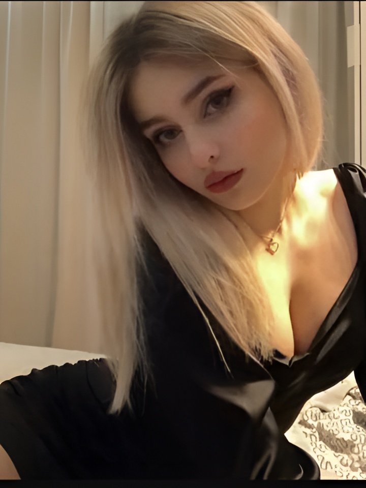 Ирина привлекальеная девушка из Читы цена от 10000 руб