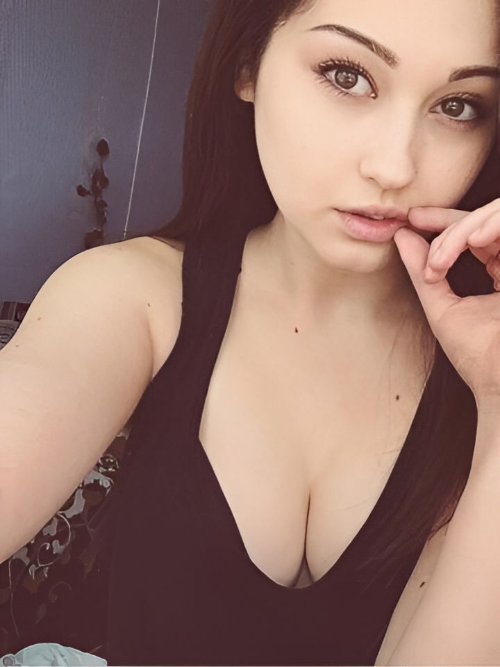 Нина привлекальеная девушка из Читы цена от 2500 руб