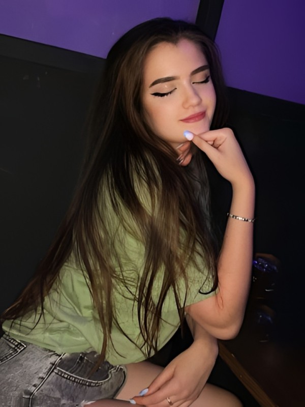 Белла привлекательная девушка из Читы цена от 1500 руб