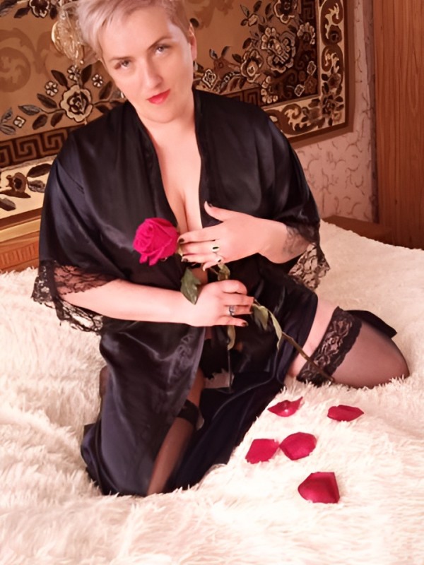 Далия привлекательная девушка из Читы цена от 2500 руб