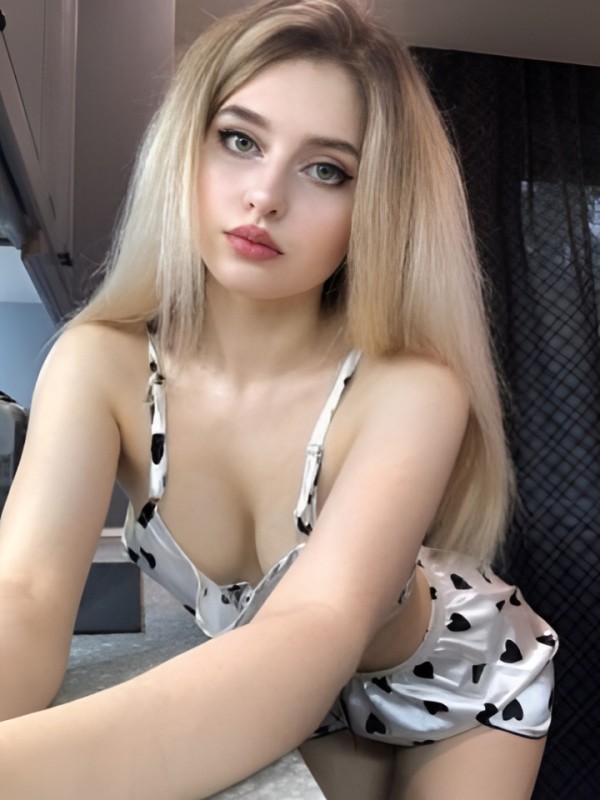 Мирослава привлекательная девушка из Читы цена от 5000 руб