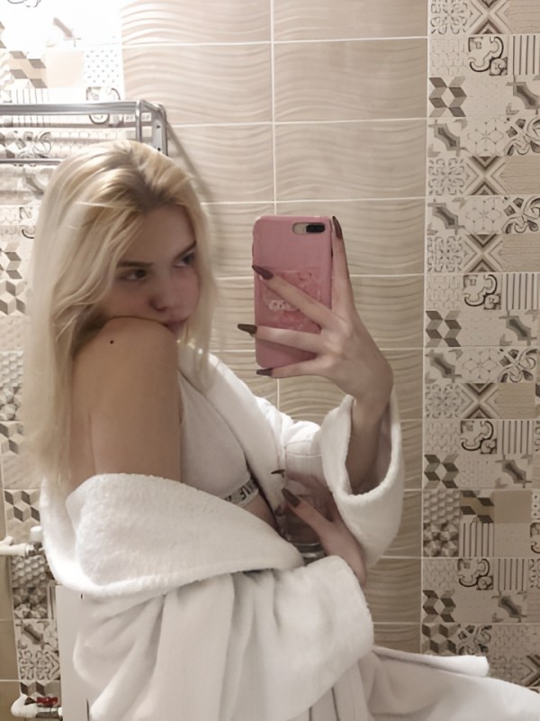 Светлана привлекательная девушка из Читы цена от 2000 руб