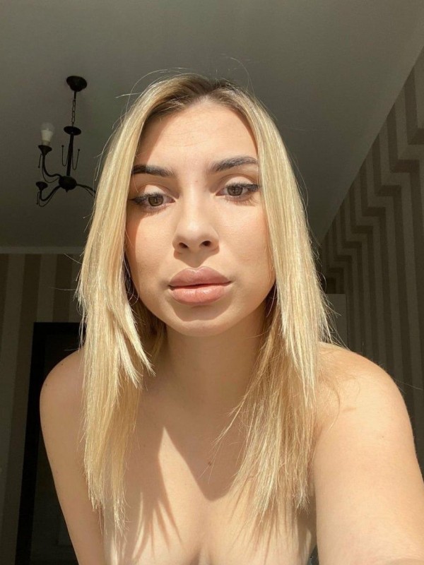 Катька привлекательная девушка из Читы цена от 6000 руб