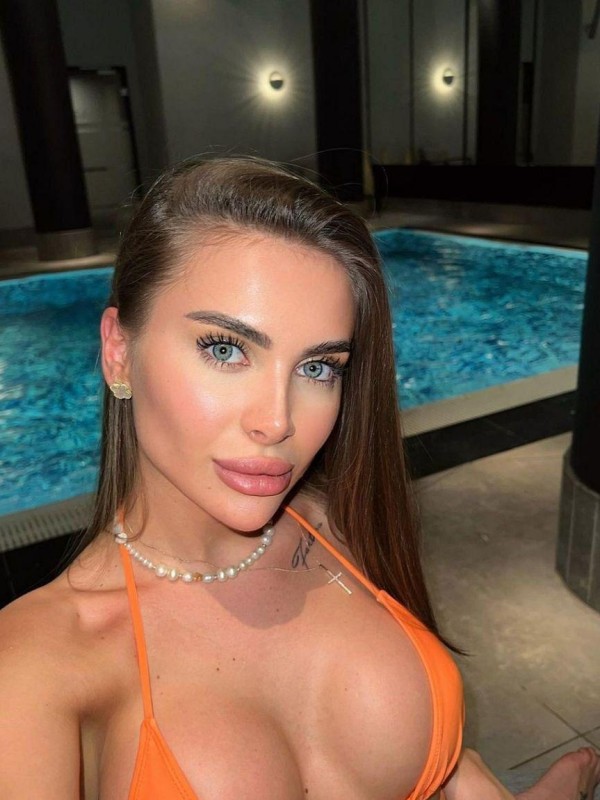 ЯНА привлекательная девушка из Читы цена от 5000 руб